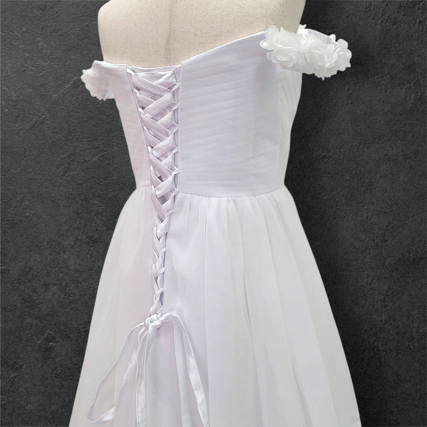 Tulle Wedding Dress with Floral Neckline and Sleeves with Corset back