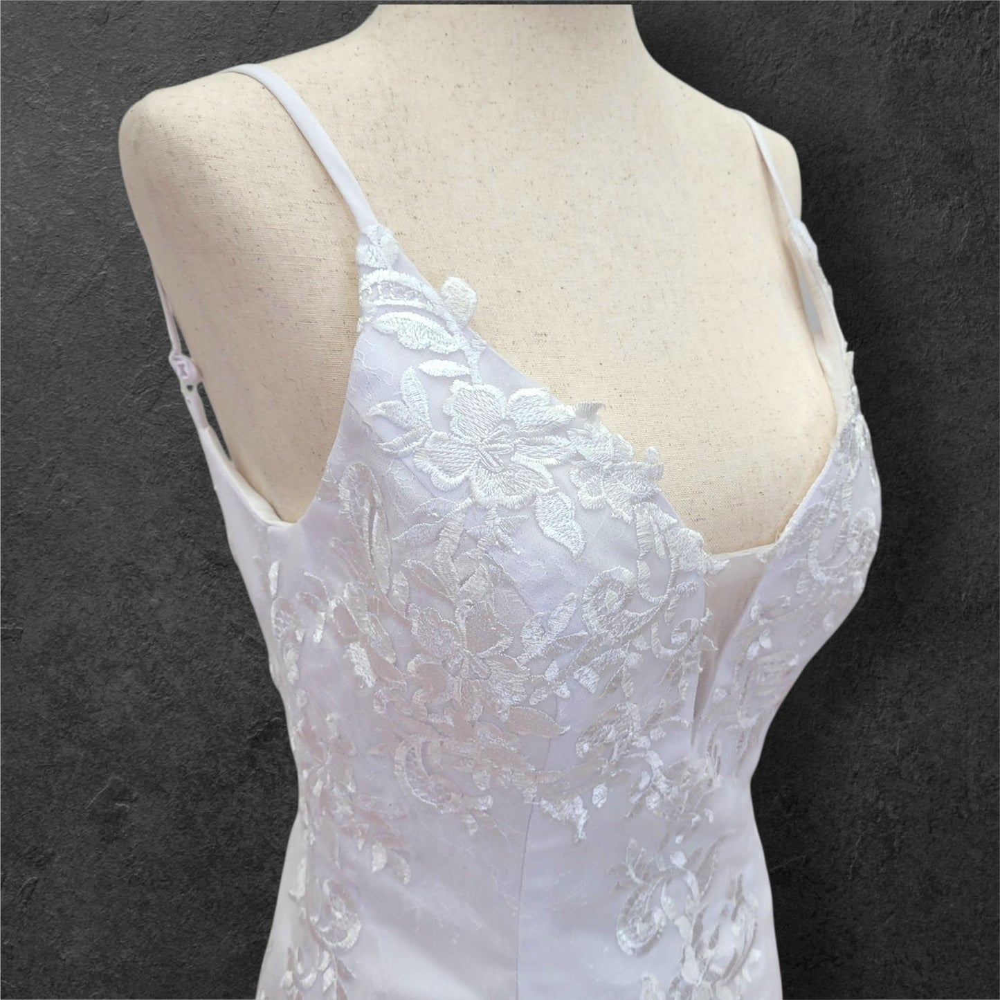 Low Back Mermaid Wedding Dress with Train