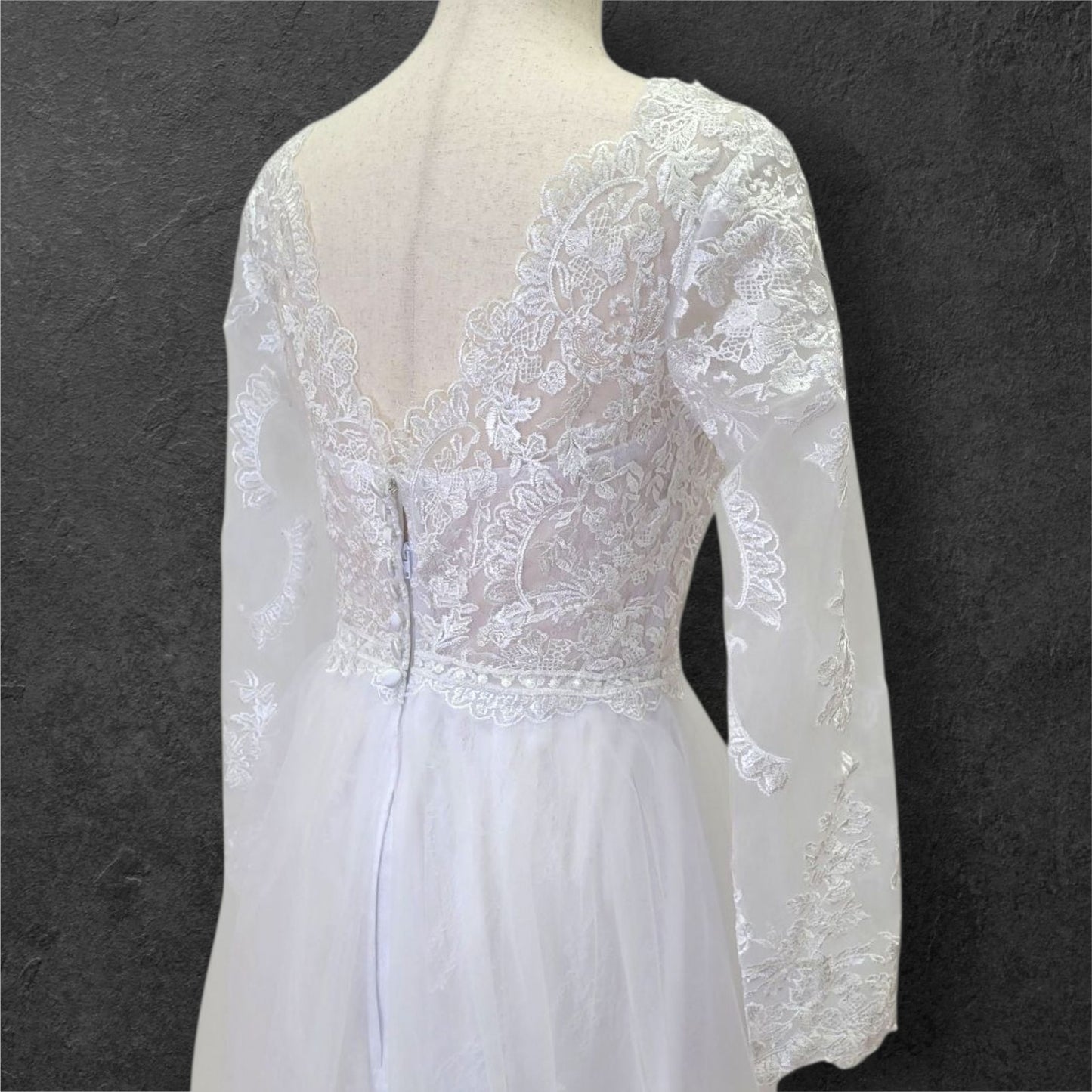 Long Sleeve A Line Tulle Wedding Dress with Fitted Lace Sleeves and Bodice