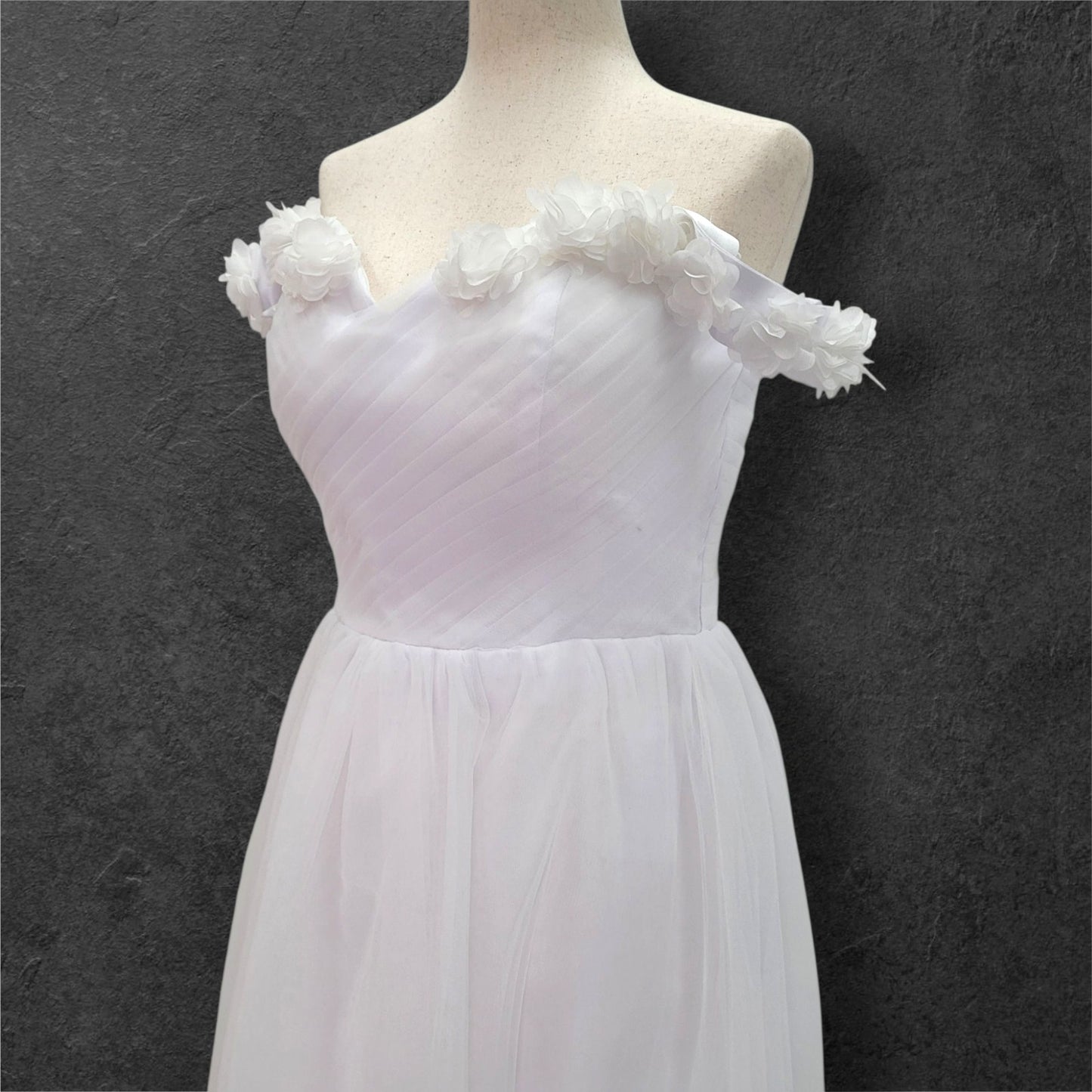 Tulle Wedding Dress with Floral Neckline and Sleeves with Corset back
