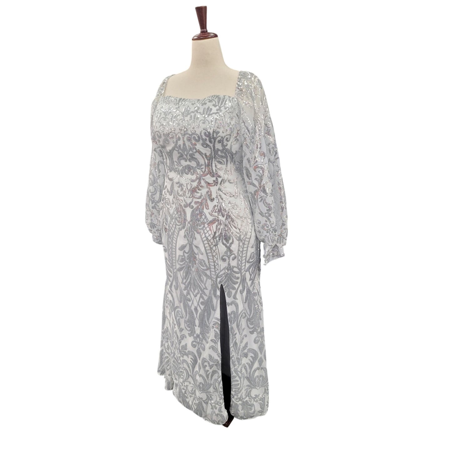 Long Sleeved Patterned Sequin Gown Size 16 XL