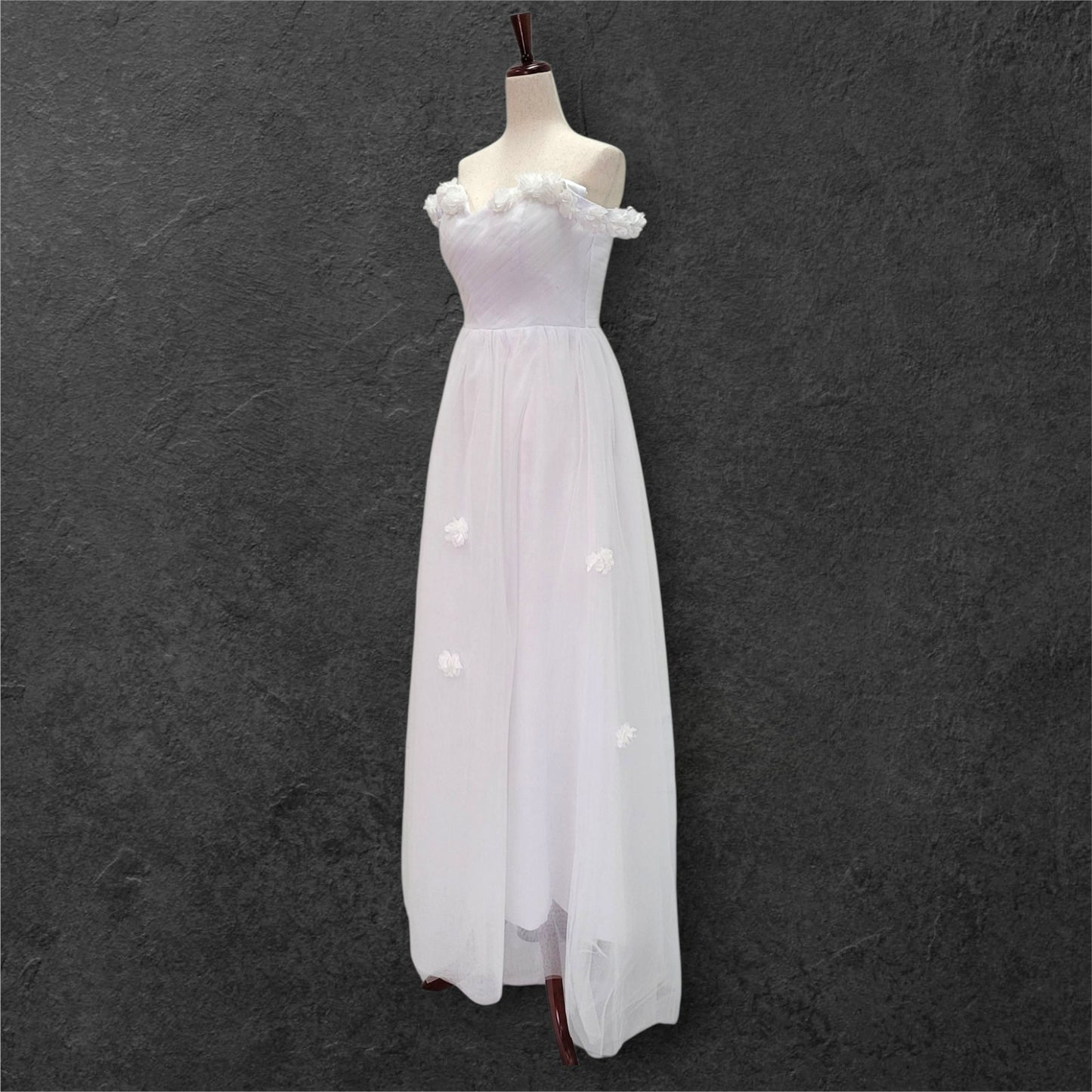 Tulle Wedding Dress with Floral Neckline and Sleeves with Corset back