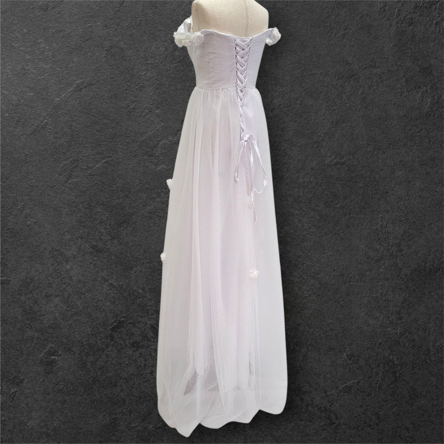 Tulle Wedding Dress with Floral Neckline and Sleeves with Corset back