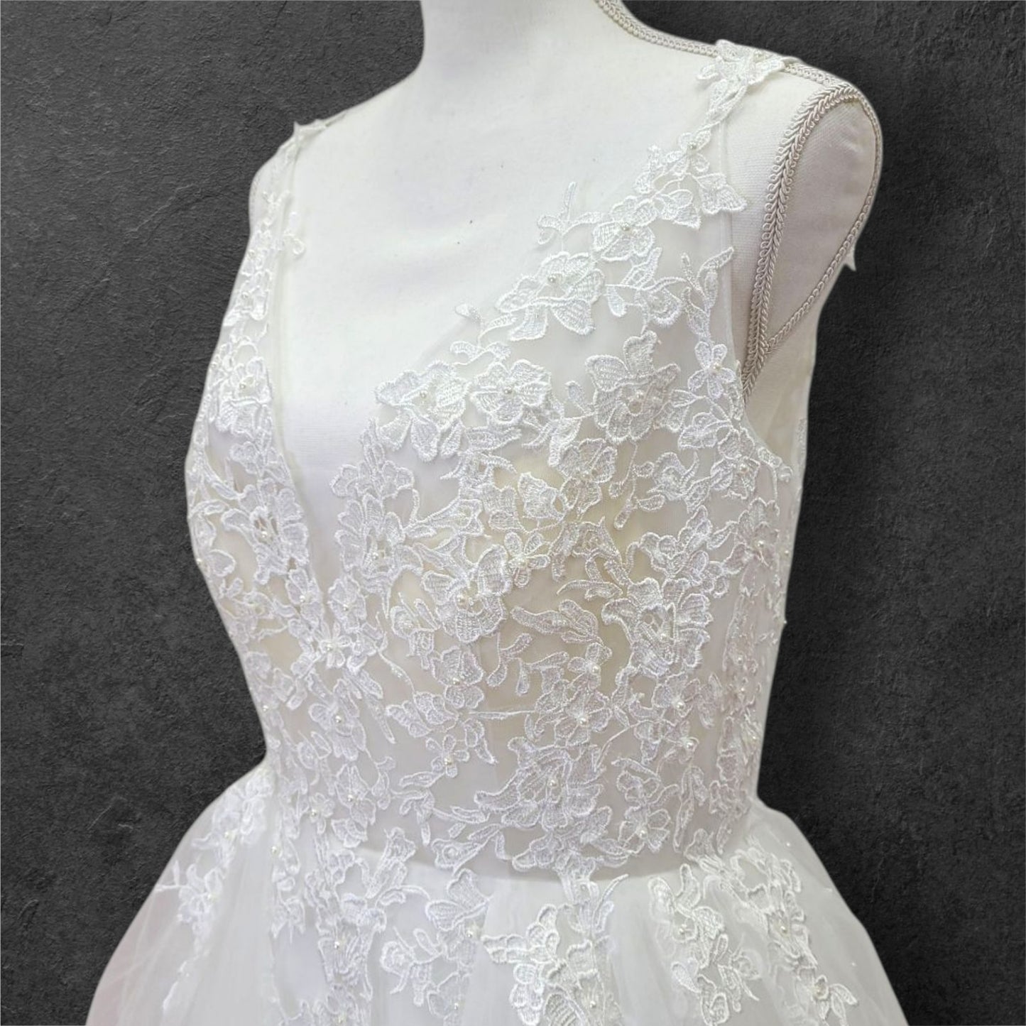 Tiered Skirt Ballgown Wedding Dress