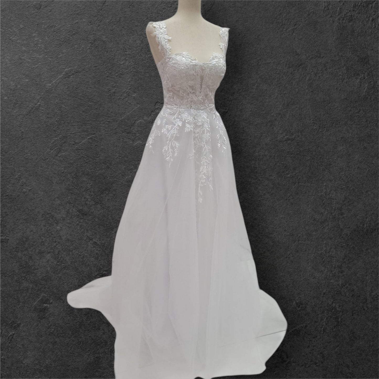 A Line Tulle Wedding Dress with Wide Sweetheart Neckline