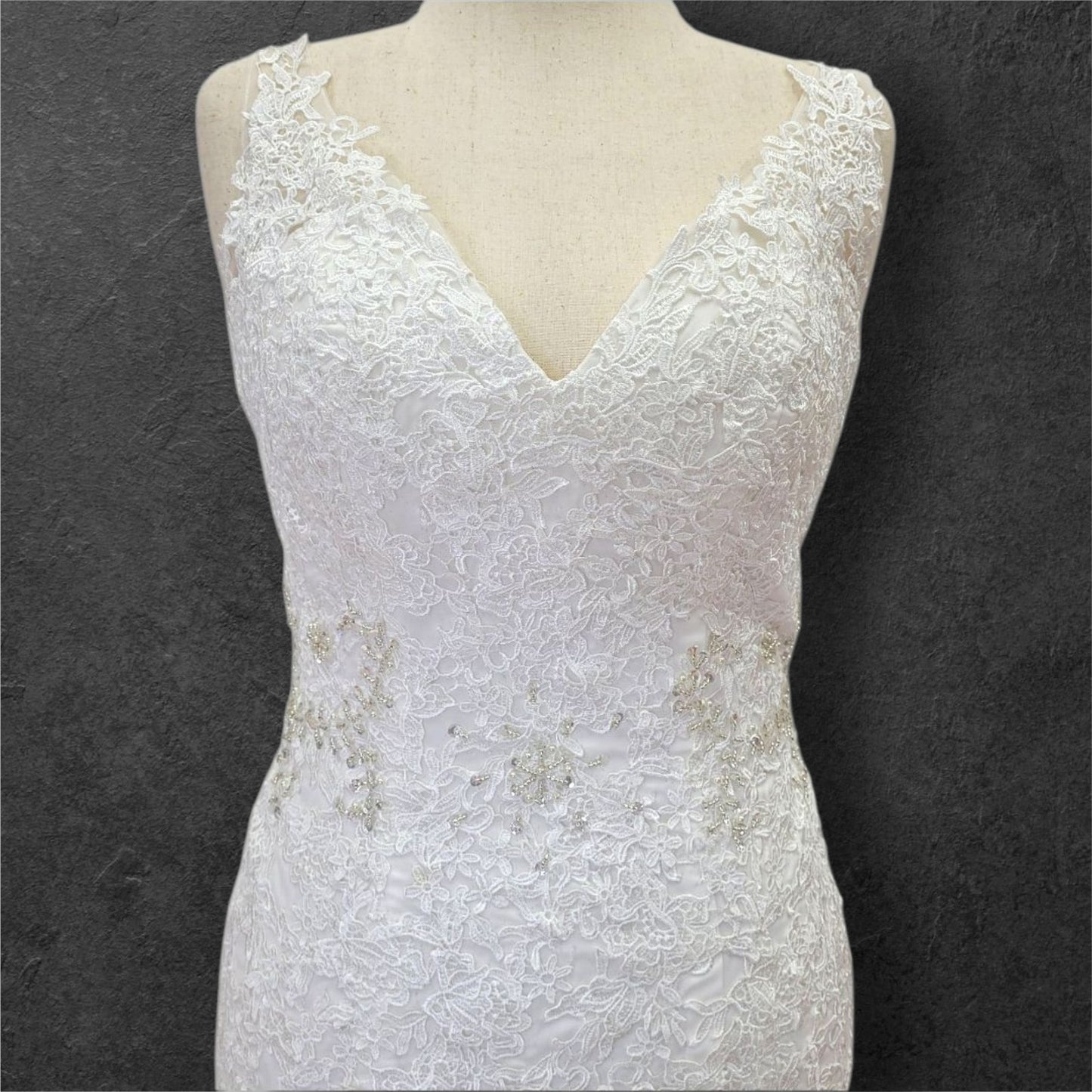 Elegant Fitted Wedding Dress with Low V-Back