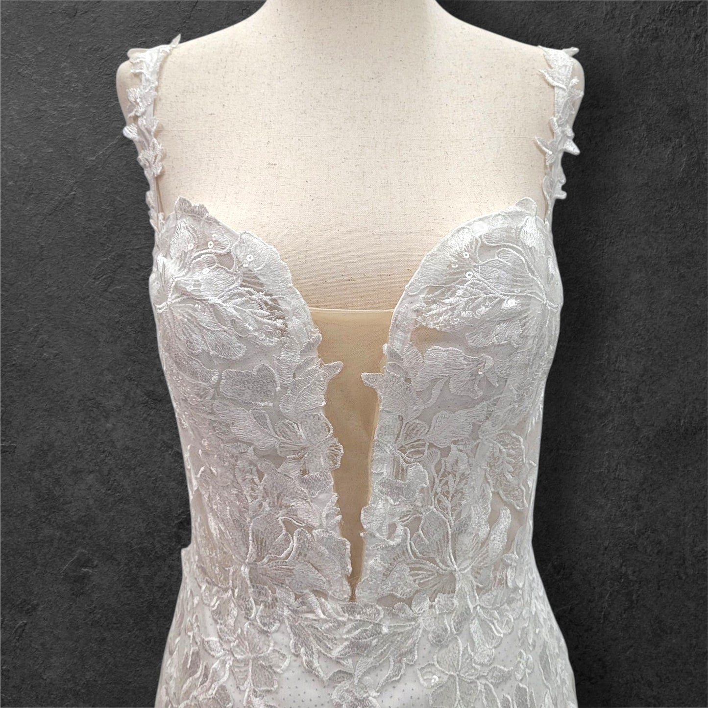 Trumpet Style Wedding Dress with Floral Appliques and Corset Back