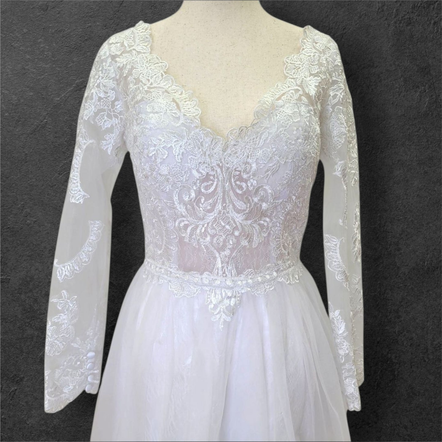 Long Sleeve A Line Tulle Wedding Dress with Fitted Lace Sleeves and Bodice