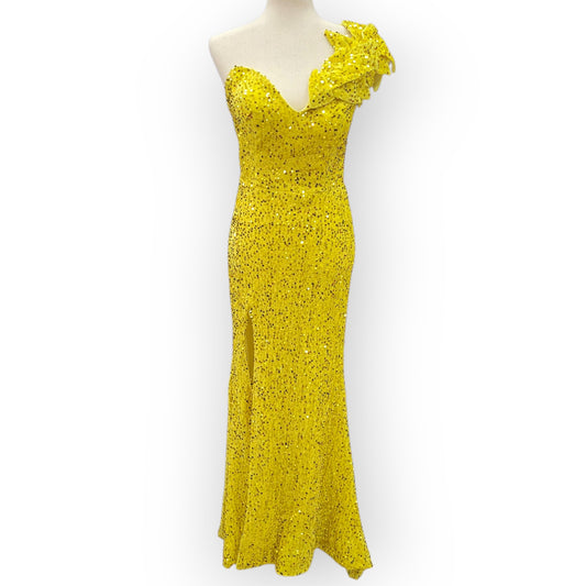 Elegant and Fun Sequin Evening Gown with Decorative Shoulder Strap