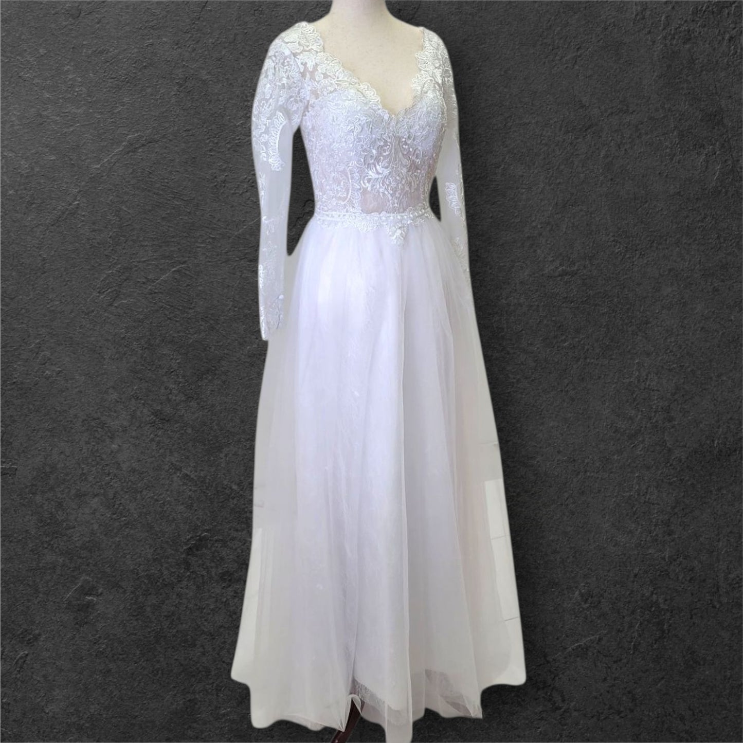 Long Sleeve A Line Tulle Wedding Dress with Fitted Lace Sleeves and Bodice
