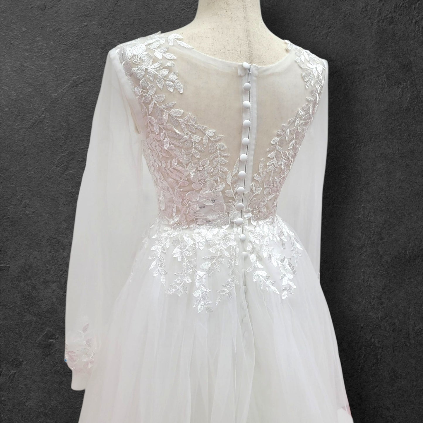 Long Sleeve A-Line Tulle Wedding Dress