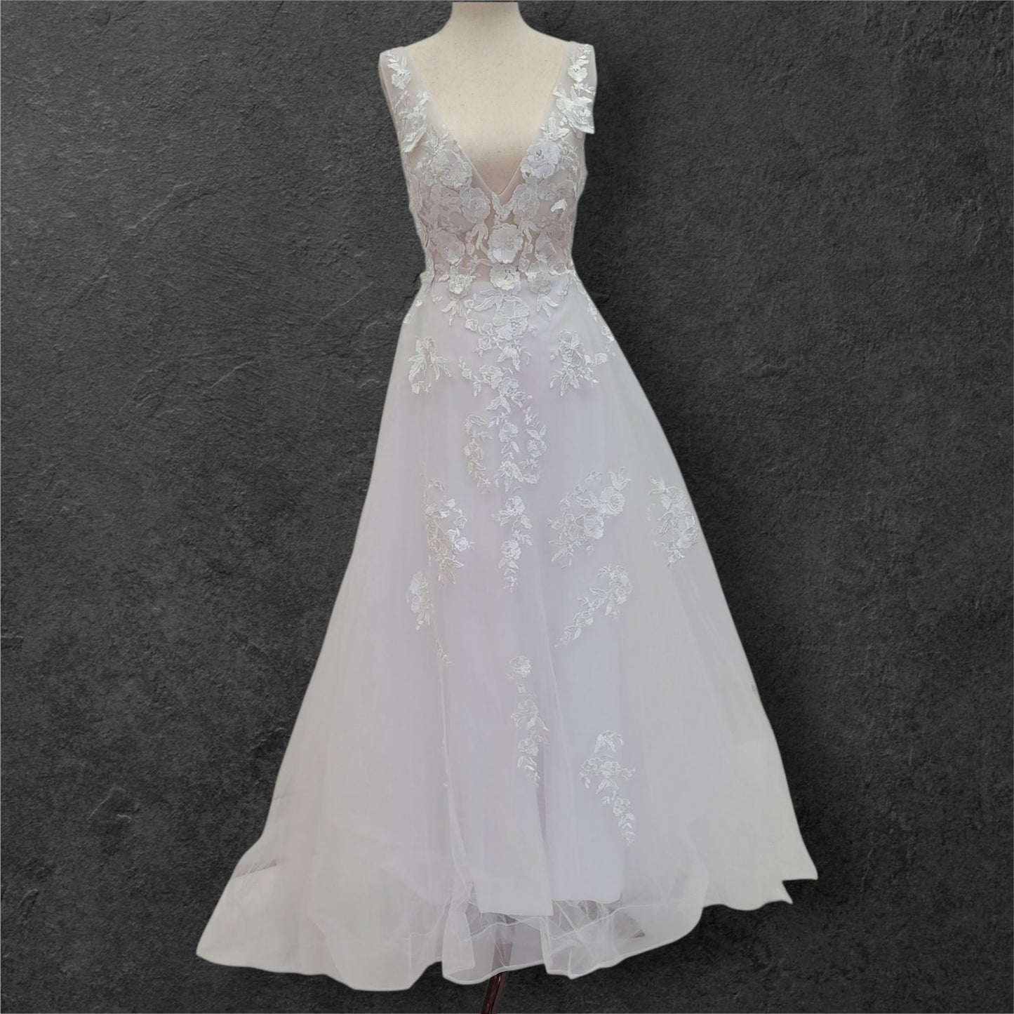 Romantic A Line V Neck Wedding Dress with Flower Appliques