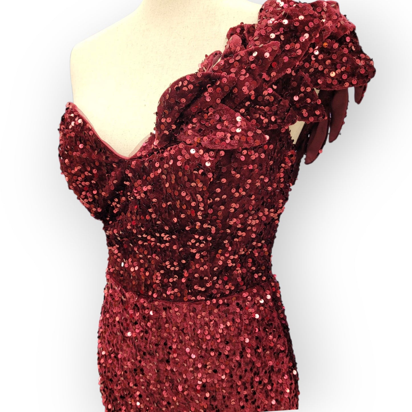 Elegant and Fun Sequin Evening Gown with Decorative Shoulder Strap