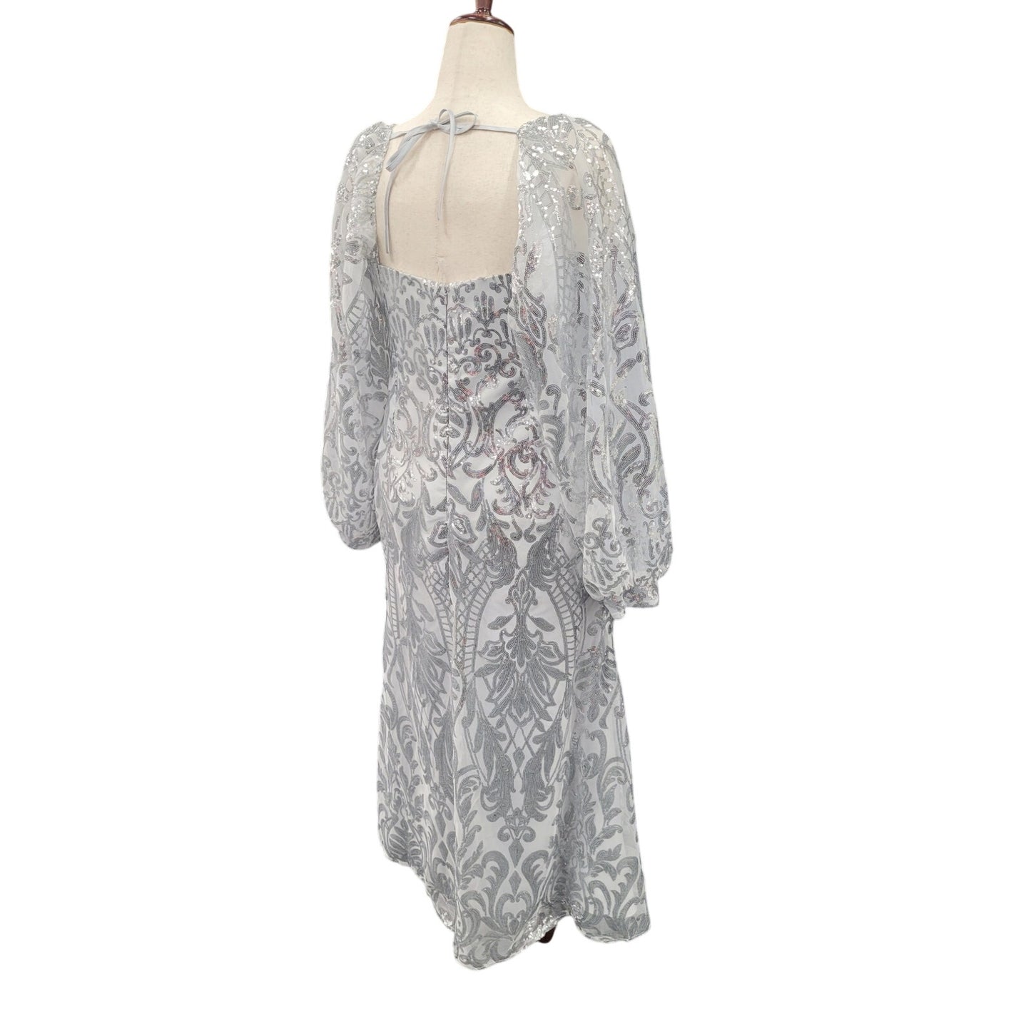Long Sleeved Patterned Sequin Gown Size 16 XL