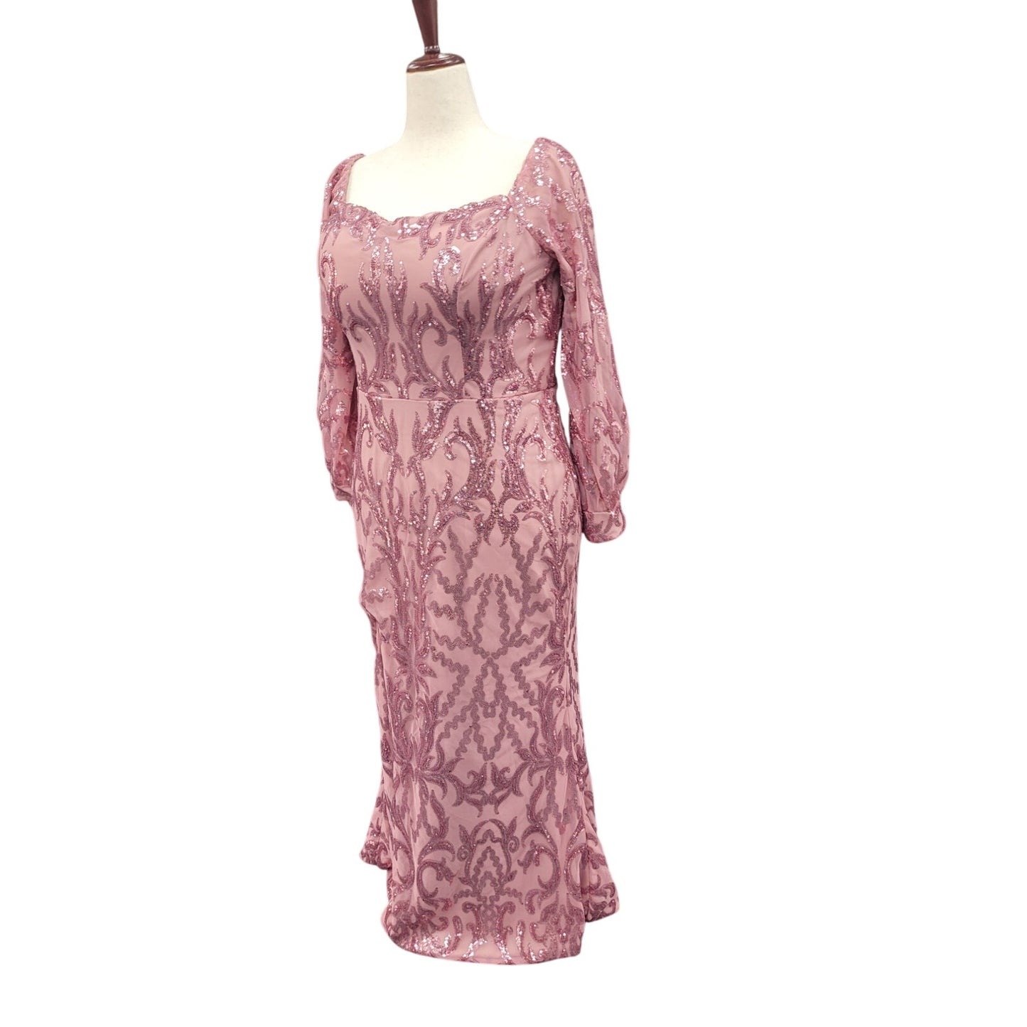 Long Sleeved Patterned Sequin Gown Size 18