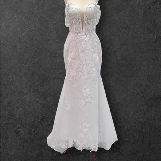 Fit n Flair Style Wedding Dress with Plunging V Neck and Train
