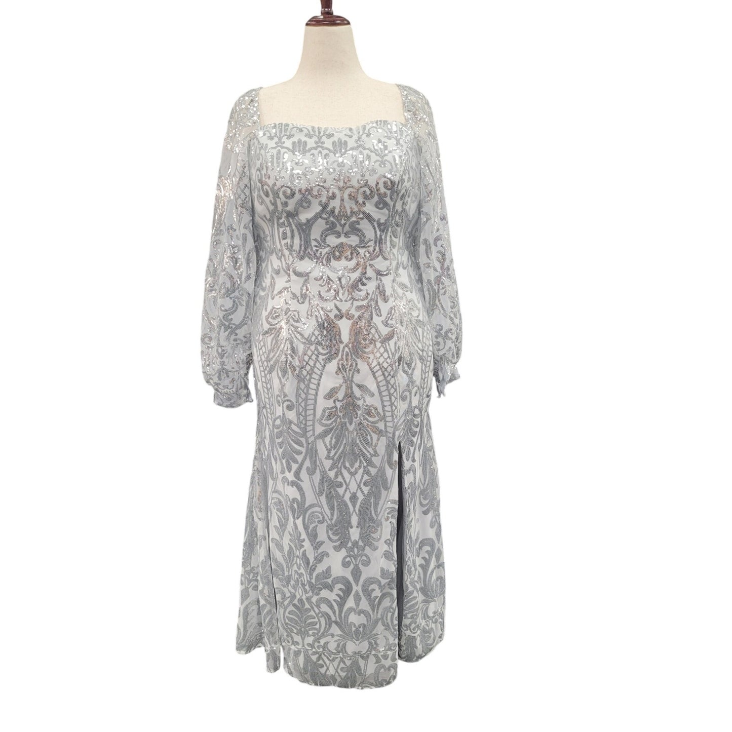 Long Sleeved Patterned Sequin Gown Size 16 XL