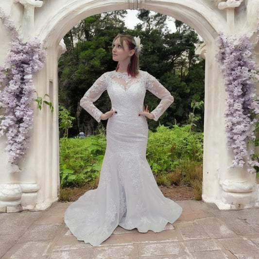 Long Sleeve Trumpet Style High Neckline Wedding Dress