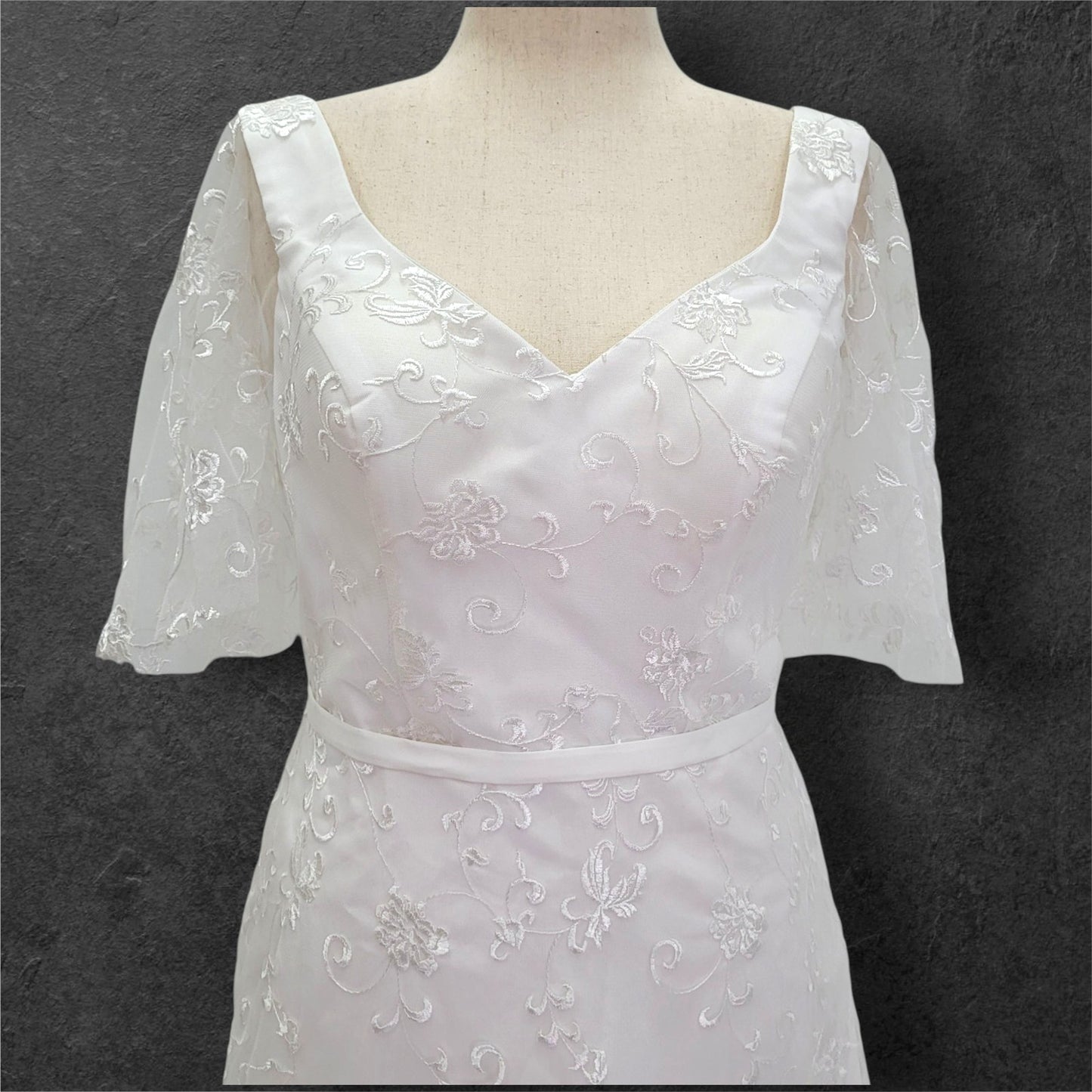 A Line Wedding Dress with Trumpet Sleeves and V Back
