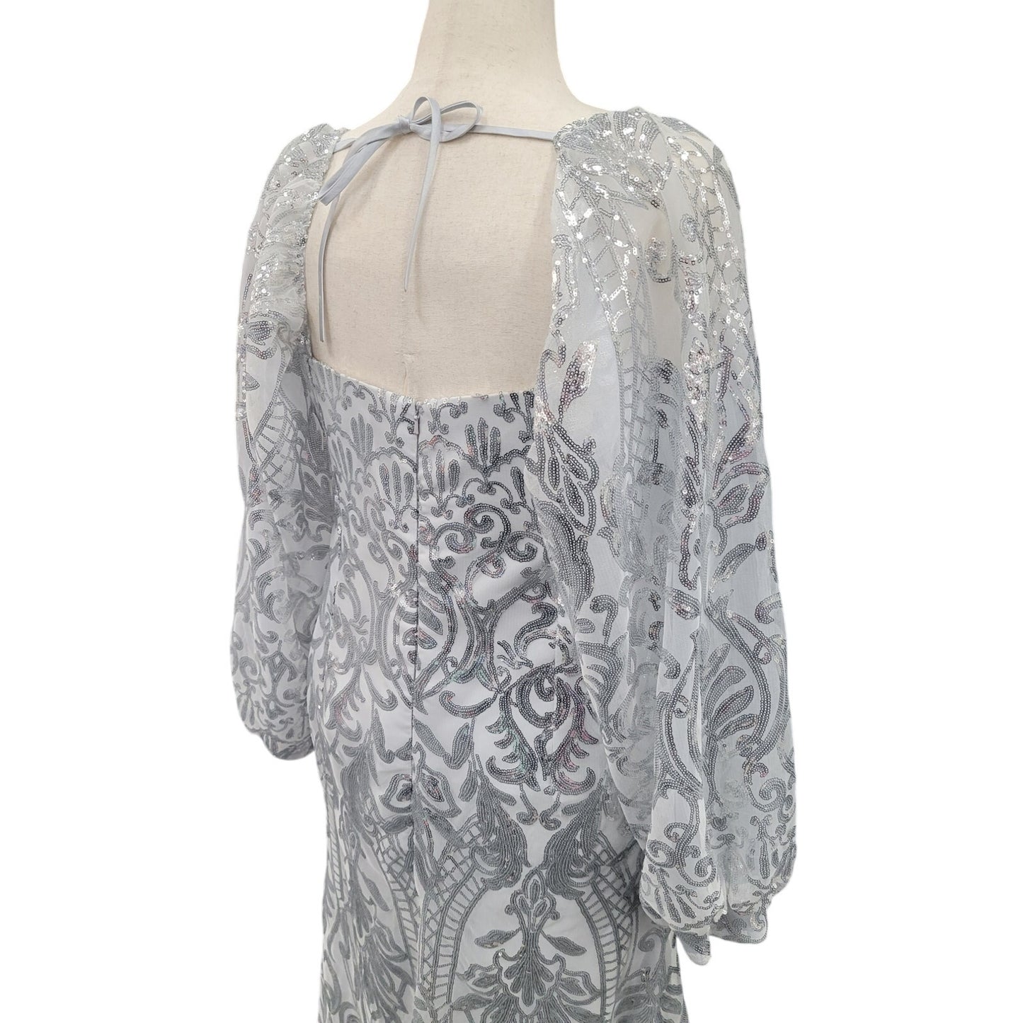 Long Sleeved Patterned Sequin Gown Size 16 XL