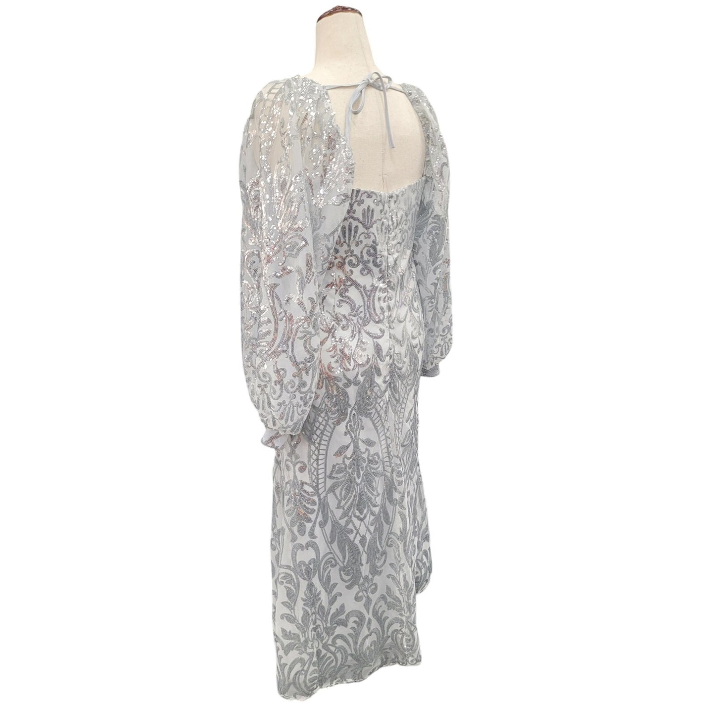 Long Sleeved Patterned Sequin Gown Size 16 XL