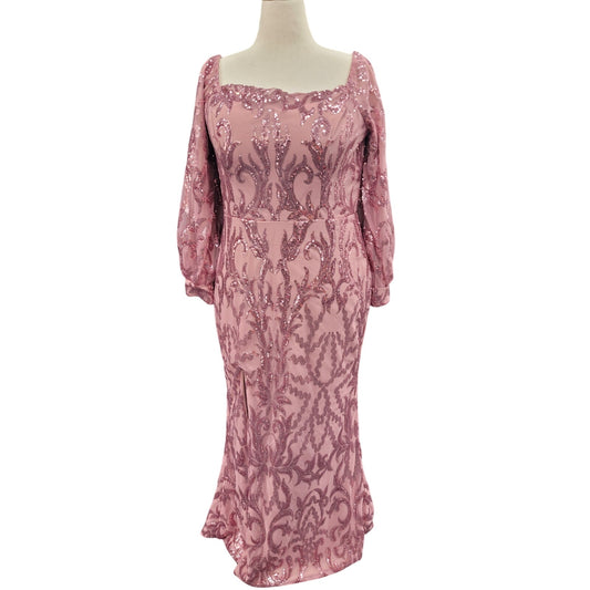Long Sleeved Patterned Sequin Gown Size 18
