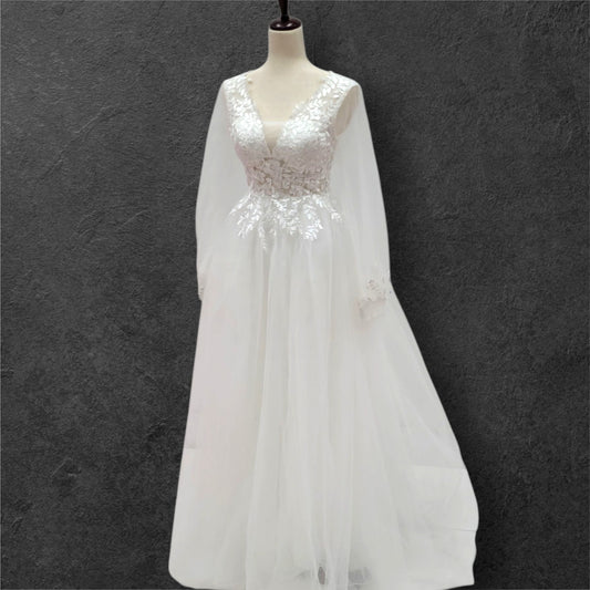 Long Sleeve A-Line Tulle Wedding Dress
