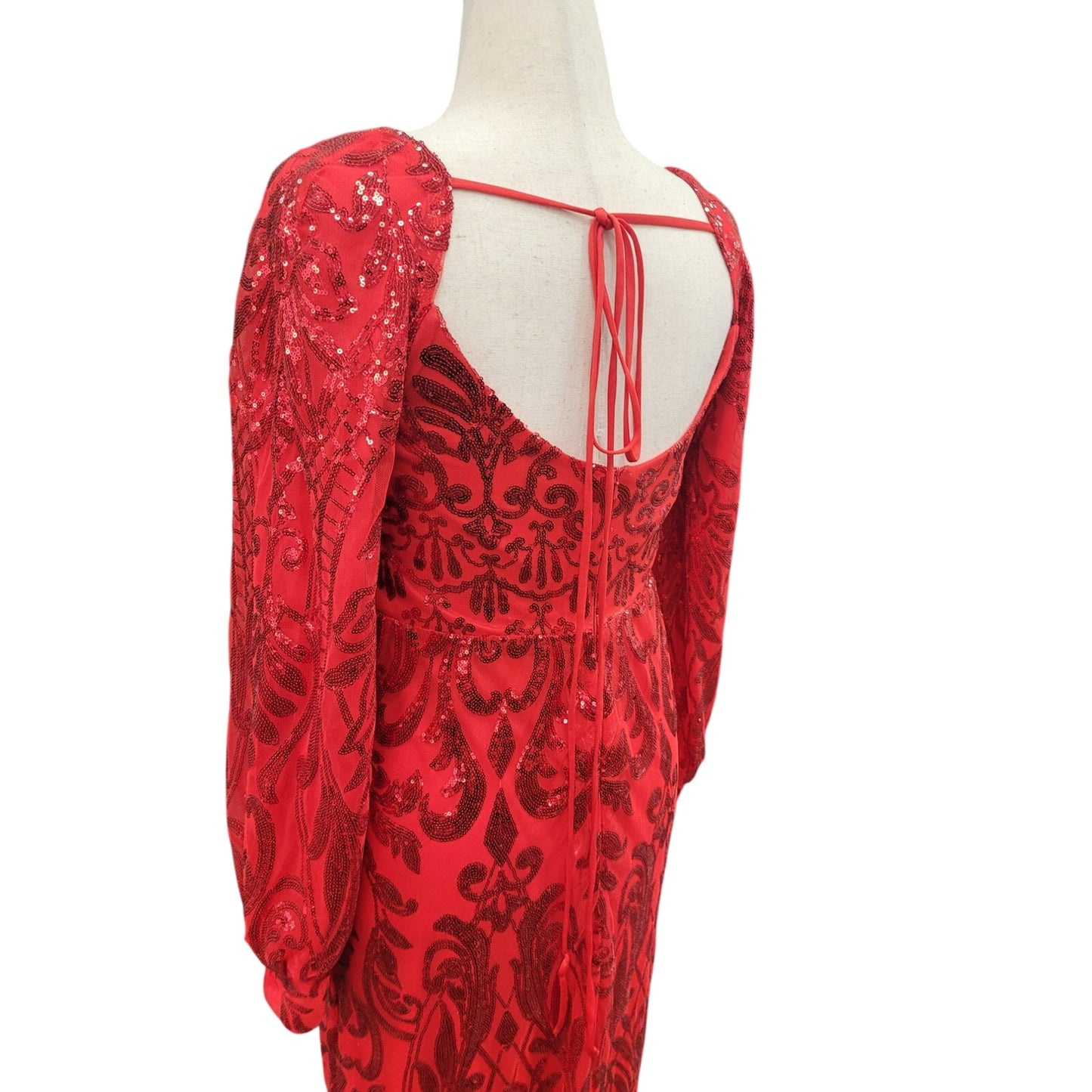 Long Sleeved Patterned Sequin Gown Bright Red Size 12