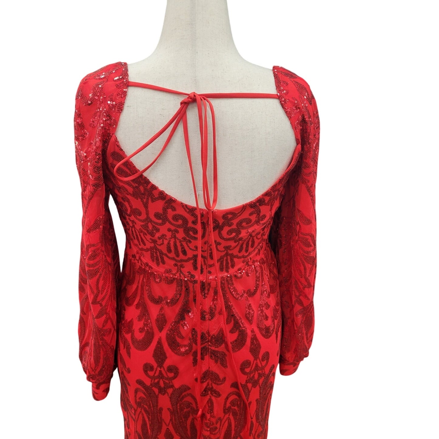 Long Sleeved Patterned Sequin Gown Bright Red Size 12